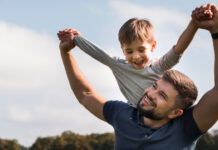 Motorola eligió el celular ideal para regalar por el Día del Padre en Colombia Dia Padre Colombia